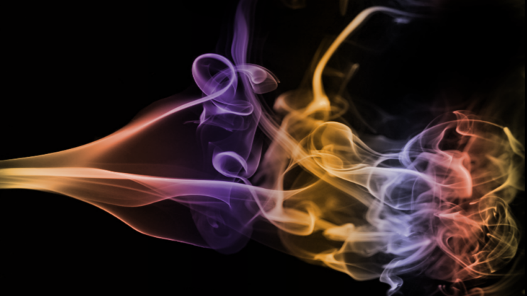 Vapen is verschrikkelijk, een rookwalm - Afbeelding van Osckar Espinosa via Pixabay